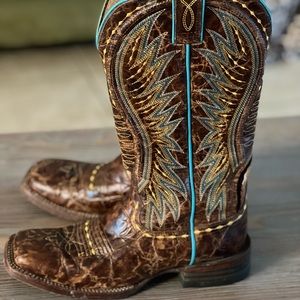 Woman’s Ariat Western Boots